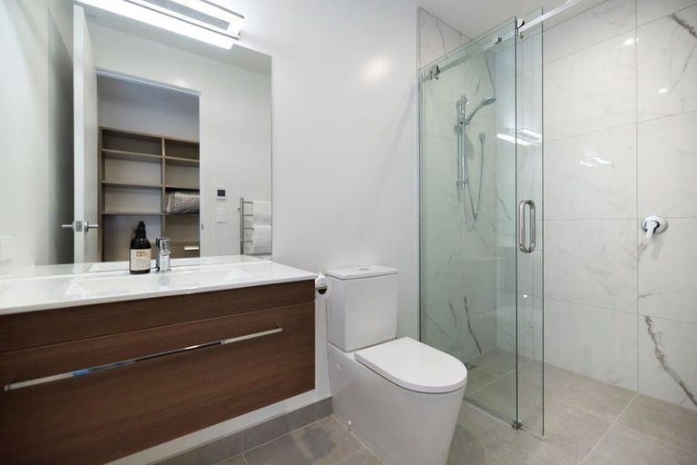 Photo of property in 65 Farrant Drive, Wanaka, 9305