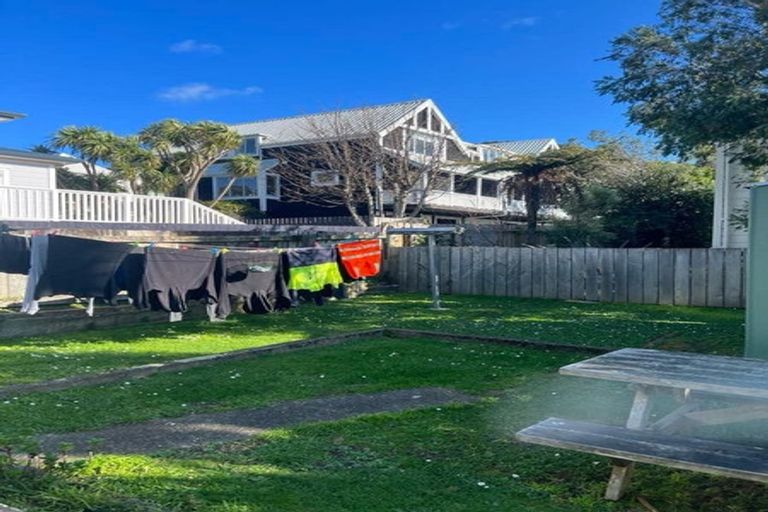 Photo of property in 46 Wright Street, Mount Cook, Wellington, 6021