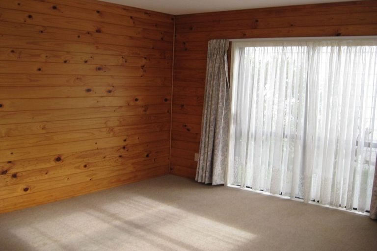 Photo of property in 35a Broderick Road, Johnsonville, Wellington, 6037