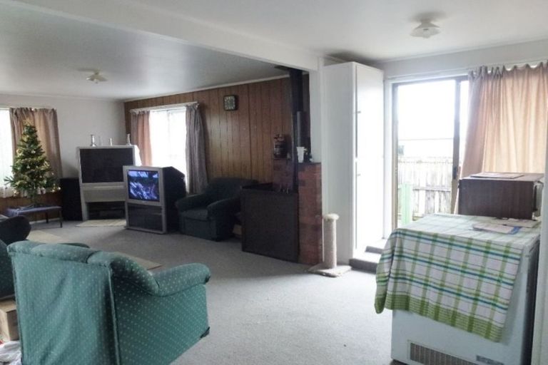 Photo of property in 21 Taka Street, Takanini, 2112