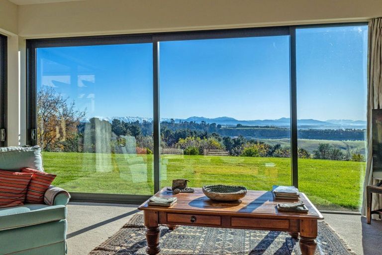 Photo of property in 32 Gladstone Road, Hadlow, Timaru, 7974
