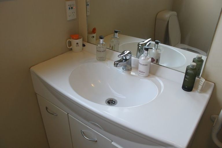 Photo of property in 11 Douglas Street, Mount Cook, Wellington, 6021