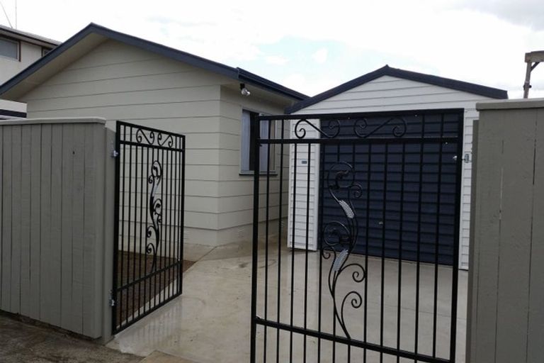 Photo of property in 2 Guiness Street, Avalon, Lower Hutt, 5011