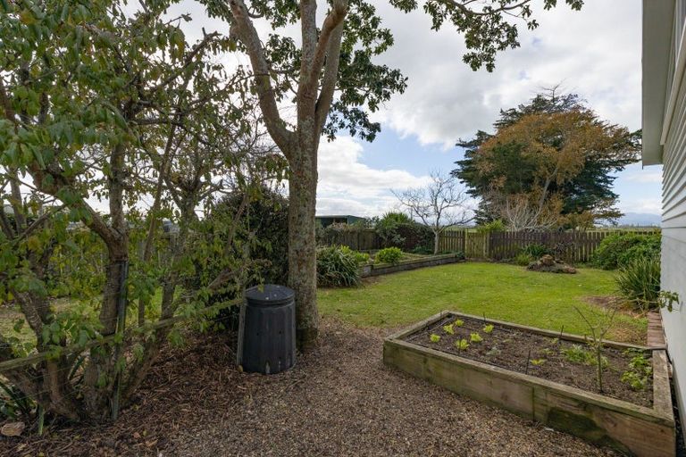 Photo of property in 114 Pipiroa Road, Ngatea, 3503