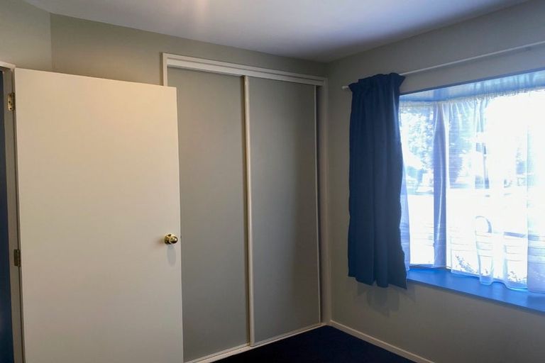 Photo of property in 27 Wiremu Street, Redwood, Christchurch, 8051