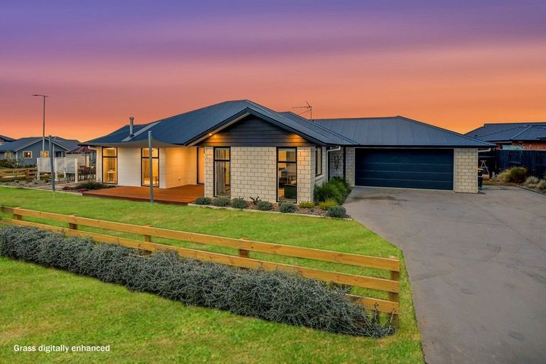 Photo of property in 5 Oak Ridge Drive, Te Awamutu, 3800