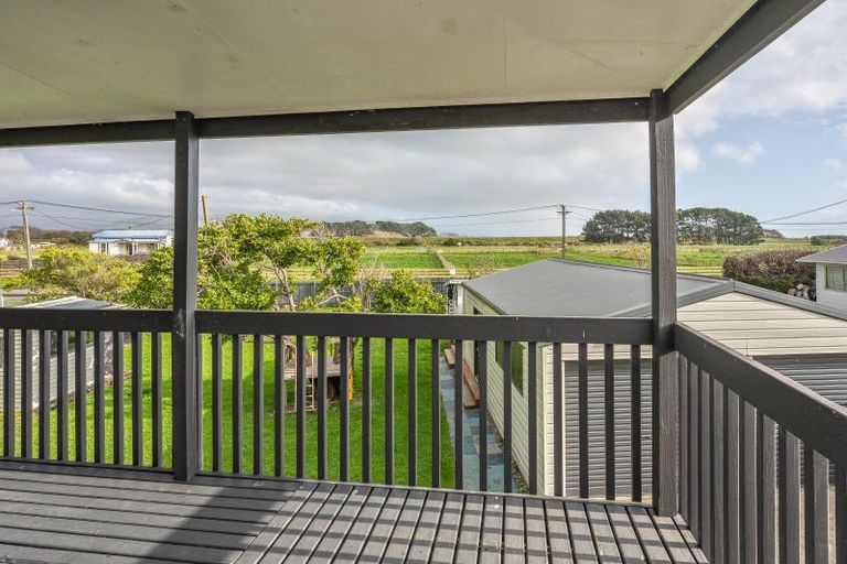 Photo of property in 75 Atkinson Avenue, Otaki Beach, Otaki, 5512