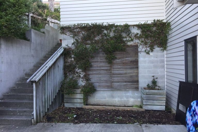 Photo of property in 45b Waverton Terrace, Churton Park, Wellington, 6037