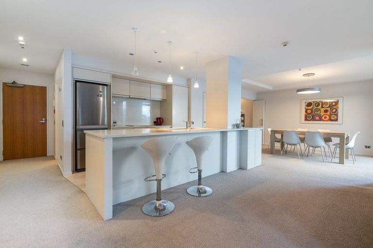 Photo of property in 12/48 Marine Parade, Mount Maunganui, 3116