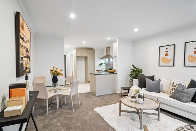 Photo of property in 28 Saddleback Crescent, Papakura, 2110