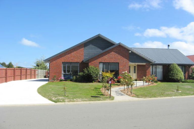 Photo of property in 5 Cezanne Grove, Rolleston, 7614