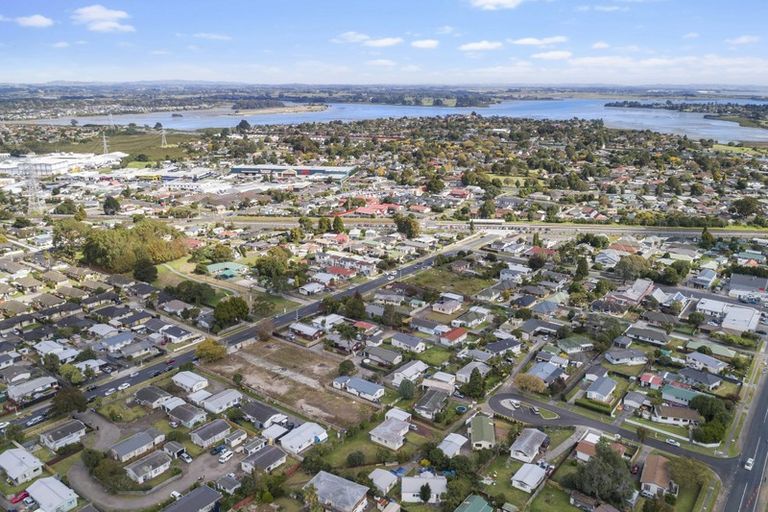 Photo of property in 8 Le Havre Place, Takanini, 2112