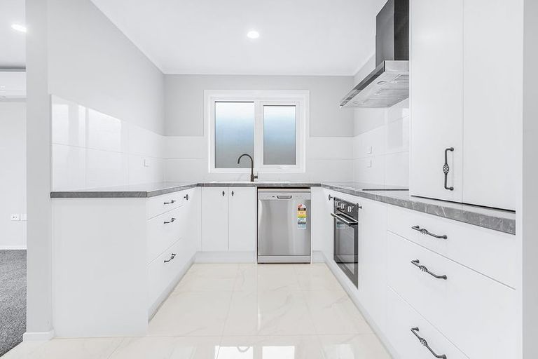 Photo of property in 3/6 Dominion Road, Nawton, Hamilton, 3200
