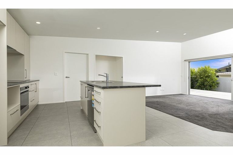 Photo of property in 38a Hatton Road, Orewa, 0931