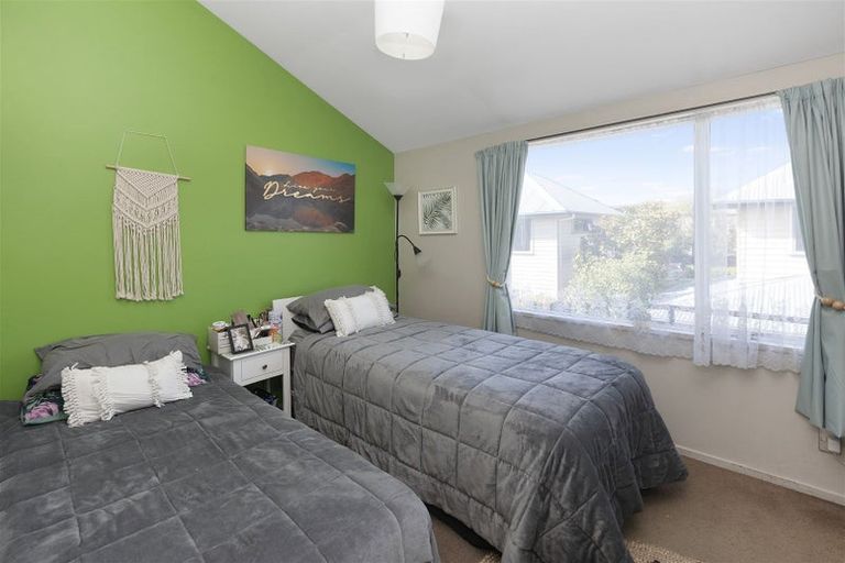 Photo of property in 3/27 Packe Street, Edgeware, Christchurch, 8013