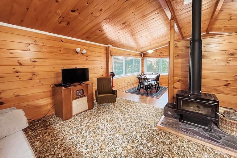 Photo of property in 2 Arataha Street, Motuoapa, 3382