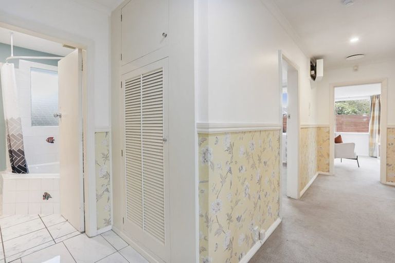 Photo of property in 197a Main North Road, Redwood, Christchurch, 8051