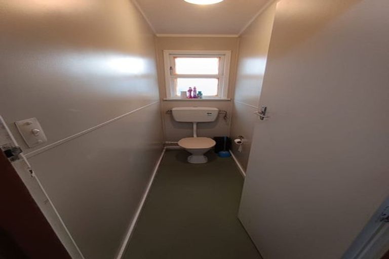 Photo of property in 2 Joseph Grove, Elderslea, Upper Hutt, 5018