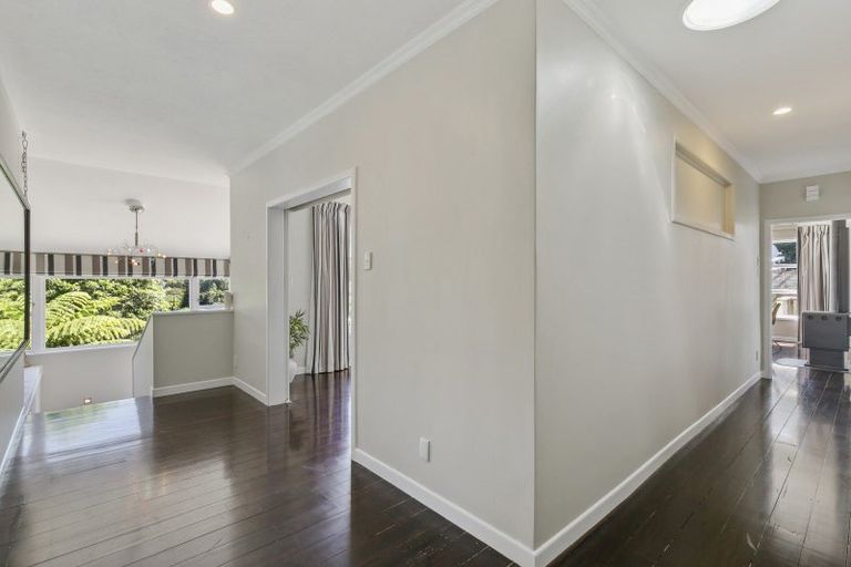 Photo of property in 2 Poona Street, Khandallah, Wellington, 6035