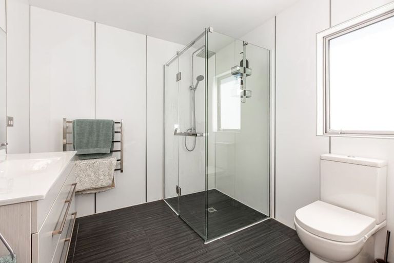 Photo of property in 7 Aoraki Rise, Aotea, Porirua, 5024