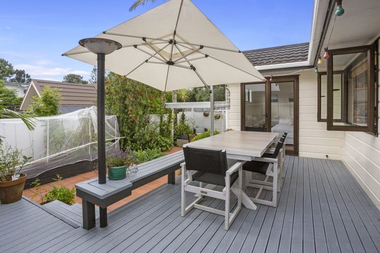 Photo of property in 23 Vista Paku, Pauanui, Hikuai, 3579