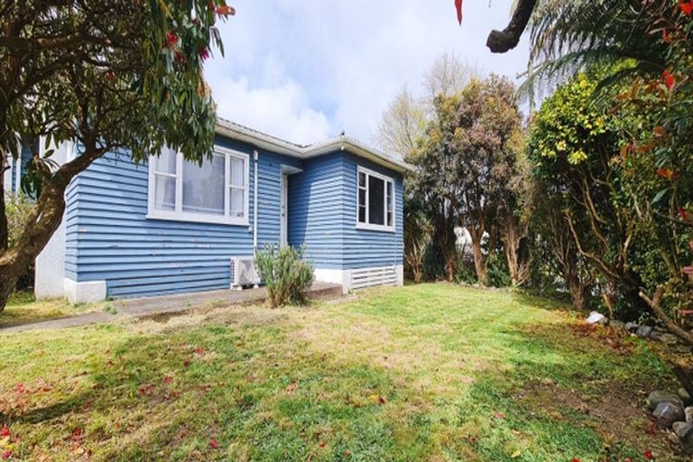 Photo of property in 2 Kim Street, Wainuiomata, Lower Hutt, 5014