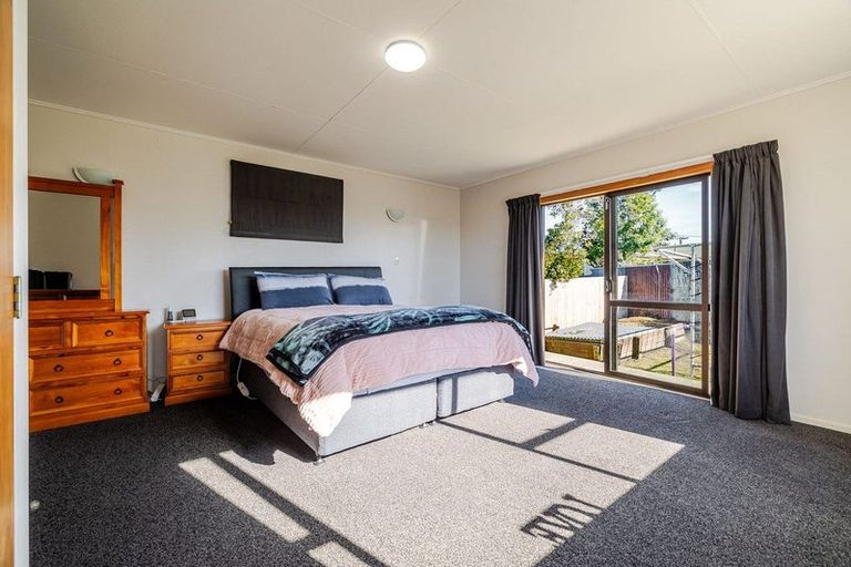 Photo of property in 14 Dewe Avenue, Feilding, 4702