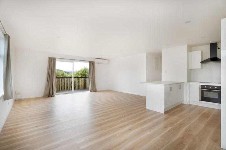 Photo of property in 9a Cheshire Street, Cannons Creek, Porirua, 5024