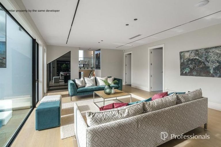 Photo of property in 13 Arawaru Avenue, Wainui, 0992