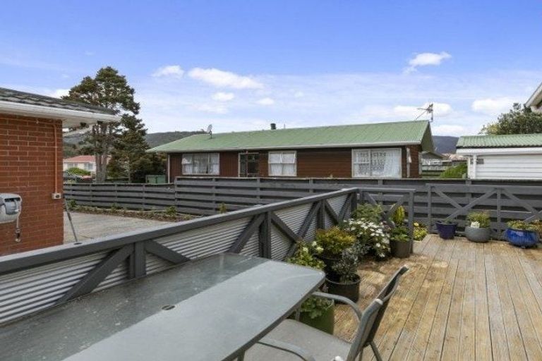 Photo of property in 71 Karamu Crescent, Wainuiomata, Lower Hutt, 5014