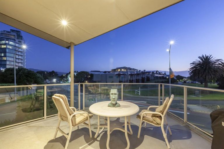 Photo of property in 3 Golf Road, Paraparaumu Beach, Paraparaumu, 5032