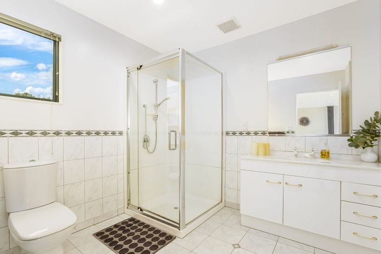 Photo of property in 69 Field Way, Waikanae Beach, Waikanae, 5036