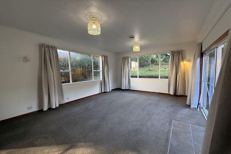 Photo of property in 26 Seaview Terrace, Kew, Dunedin, 9012