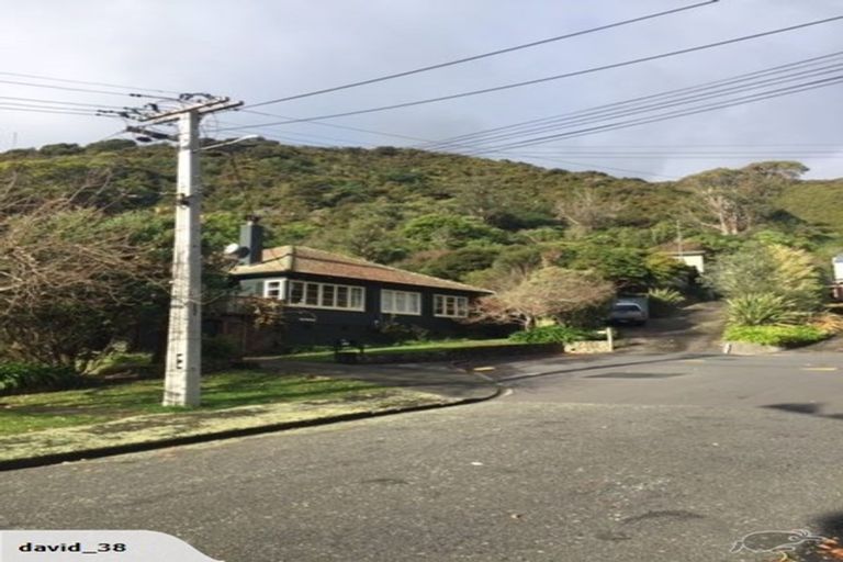 Photo of property in 86 Norton Park Grove, Waterloo, Lower Hutt, 5011