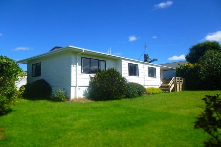Photo of property in 25 Hillcrest Street, Tirau, 3410