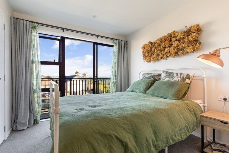 Photo of property in 37 Treloar Crescent, Hobsonville, Auckland, 0616