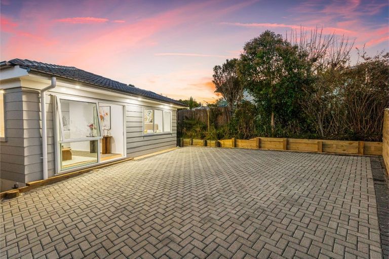 Photo of property in 40b Tiroroa Avenue, Te Atatu South, Auckland, 0610