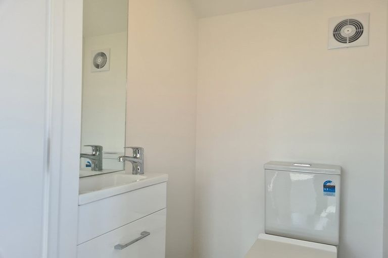 Photo of property in 6/122 Pooks Road, Ranui, Auckland, 0612