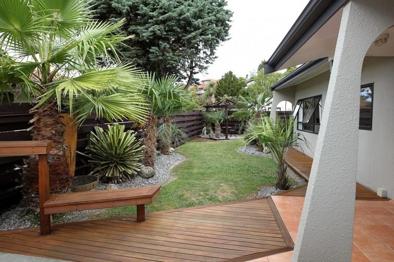 Photo of property in 17 Churchill Drive, Taradale, Napier, 4112