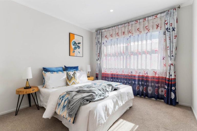 Photo of property in 11 Appaloosa Street, Karaka, Papakura, 2113