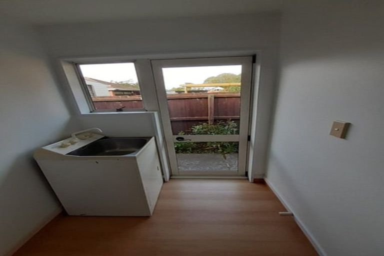 Photo of property in 27 Staveley Street, Avonhead, Christchurch, 8042