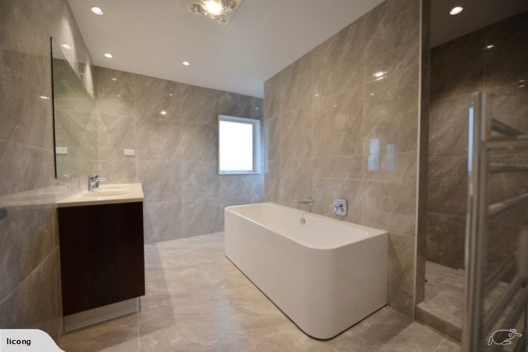 Photo of property in 94 Pohutukawa Parade, Riverhead, 0820