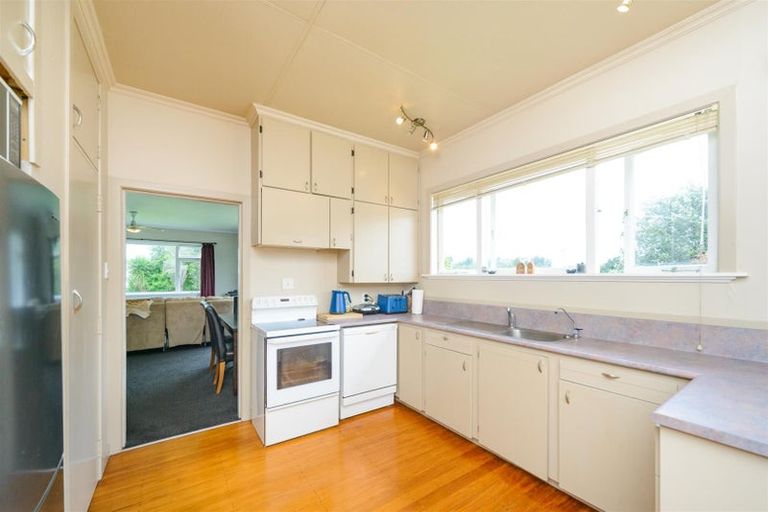 Photo of property in 15 Maunder Street, Marton, 4710