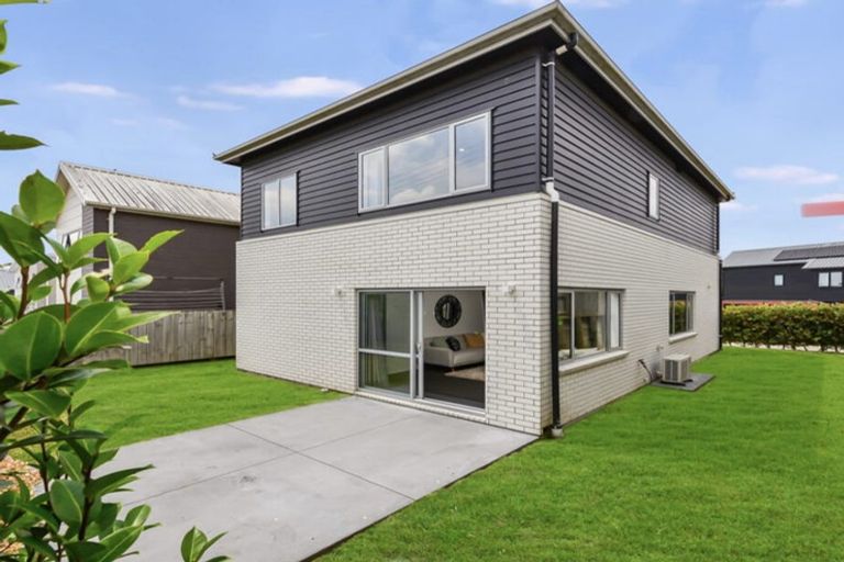 Photo of property in 10 Retallick Place, Flagstaff, Hamilton, 3210