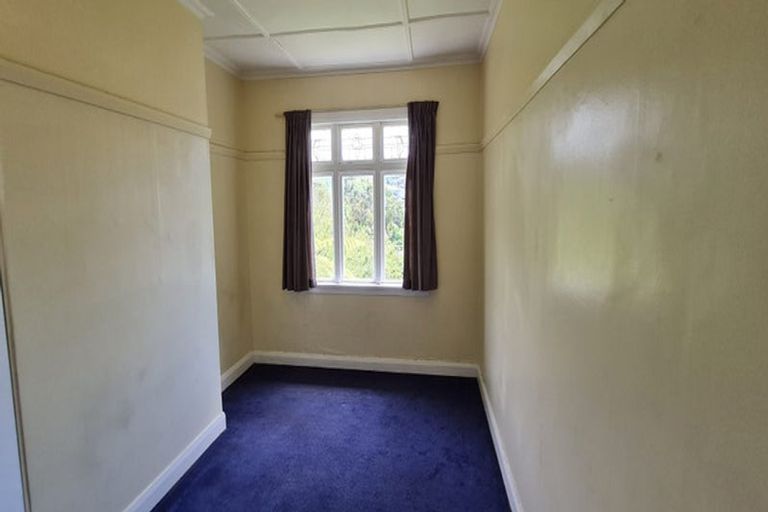 Photo of property in 96 Nairn Street, Mount Cook, Wellington, 6011