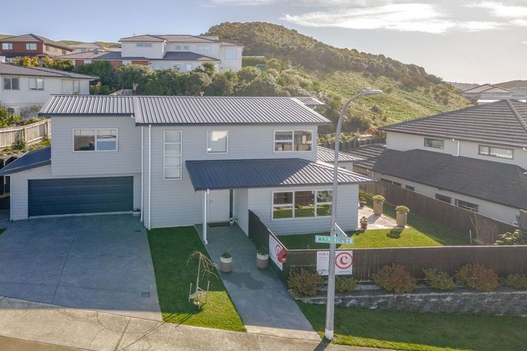 Photo of property in 51 Mauldeth Terrace, Churton Park, Wellington, 6037