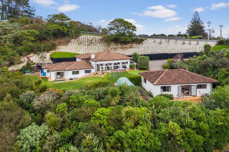 Photo of property in 157 Point View Drive, East Tamaki Heights, Auckland, 2016