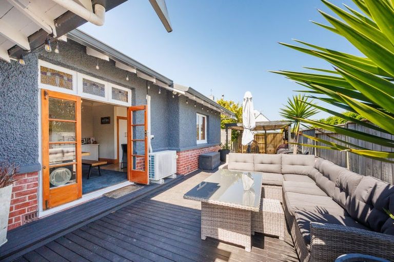 Photo of property in 116 Heretaunga Street, Palmerston North, 4414
