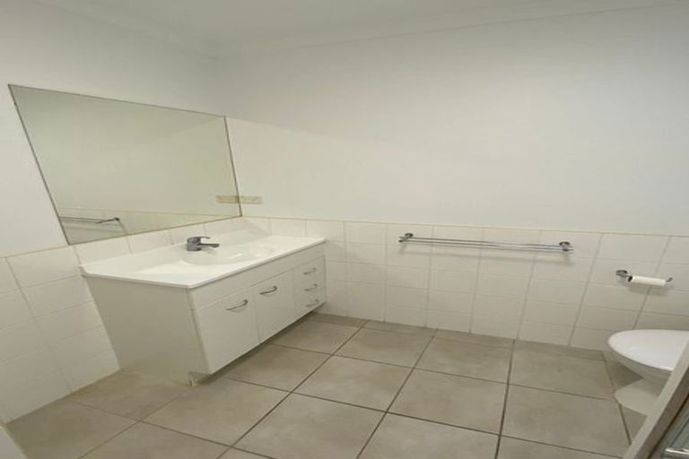 Photo of property in St Claire Village, 122/172 Mcleod Road, Te Atatu South, Auckland, 0610