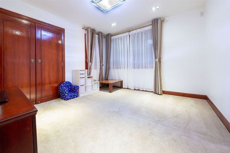 Photo of property in 12 Fairhill Place, Flat Bush, Auckland, 2016